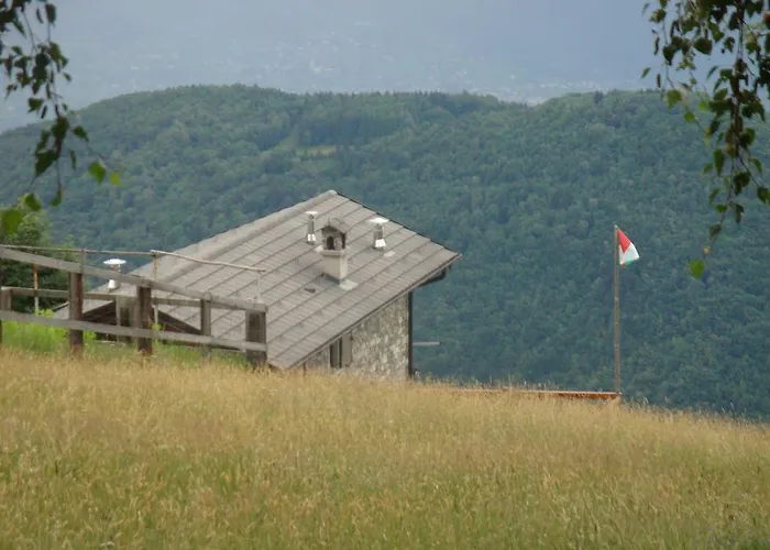 Luci Tatil Evi